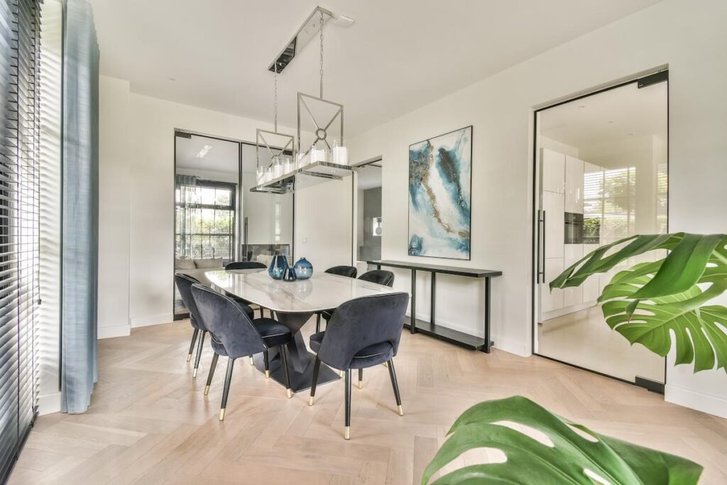 Tropical Modernism o Coastal Contemporary en Miami: qué puedo elegir 14 Cuál cuesta más ejecutar y por qué