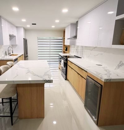 Tres cocinas a medida para multifamily en Miami